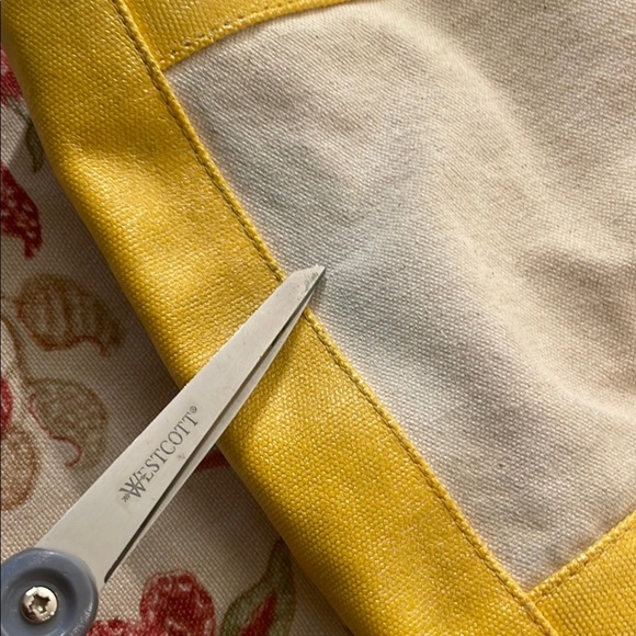 MZ Wallace Yellow and Cream Tote Bag with Spacious Design - Picture 3 of 14